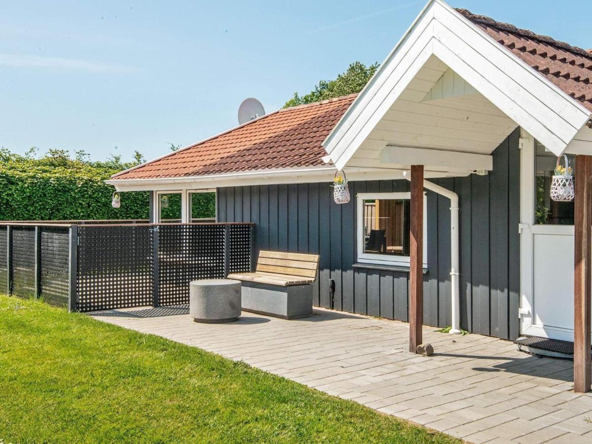 8 Person Holiday Home In Hejls Exterior photo